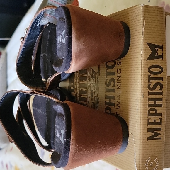 Mephisto Caterina Leopard Sandal - Picture 4 of 6